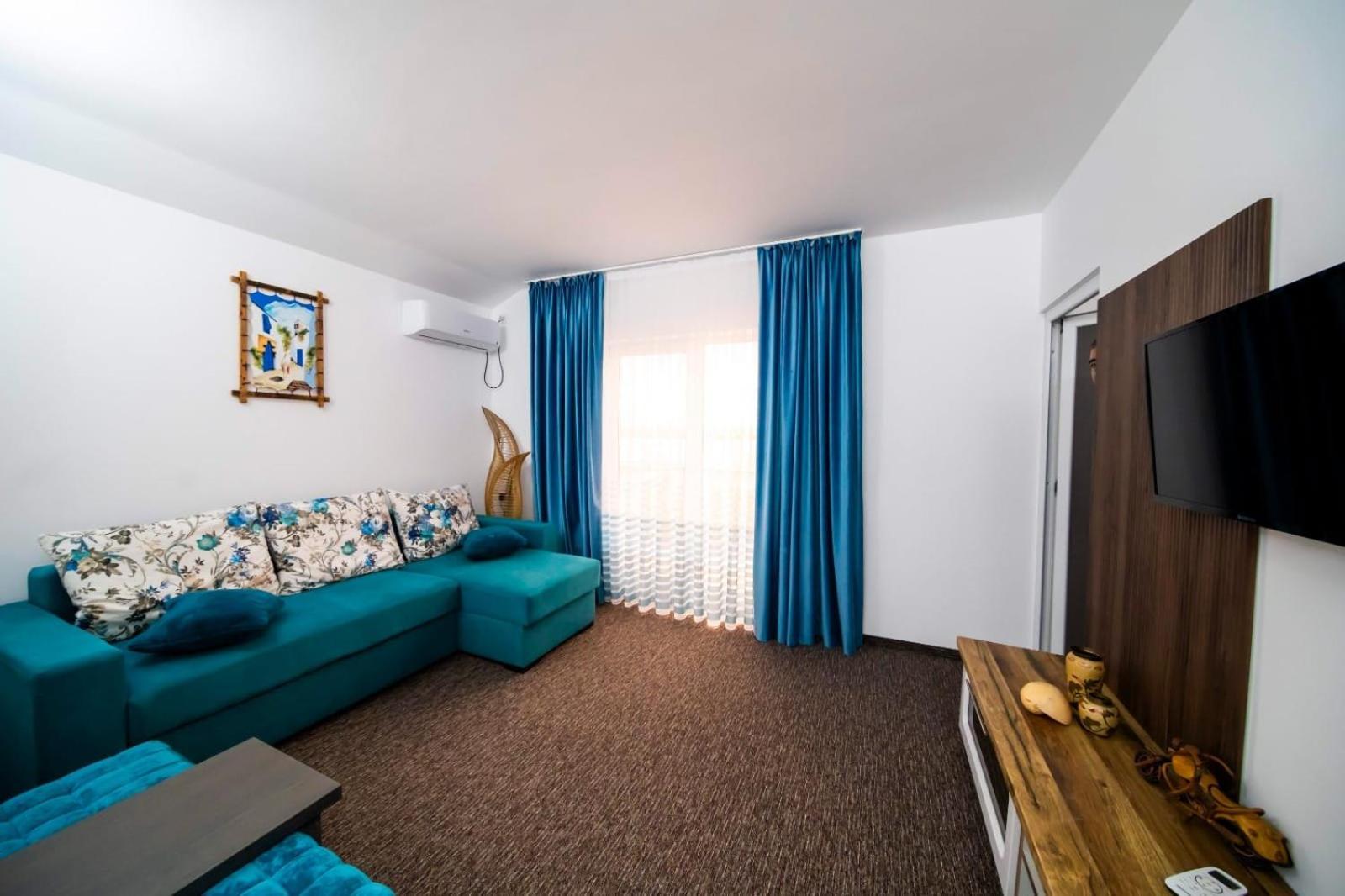 Danube Home Ostrovu Corbului エクステリア 写真