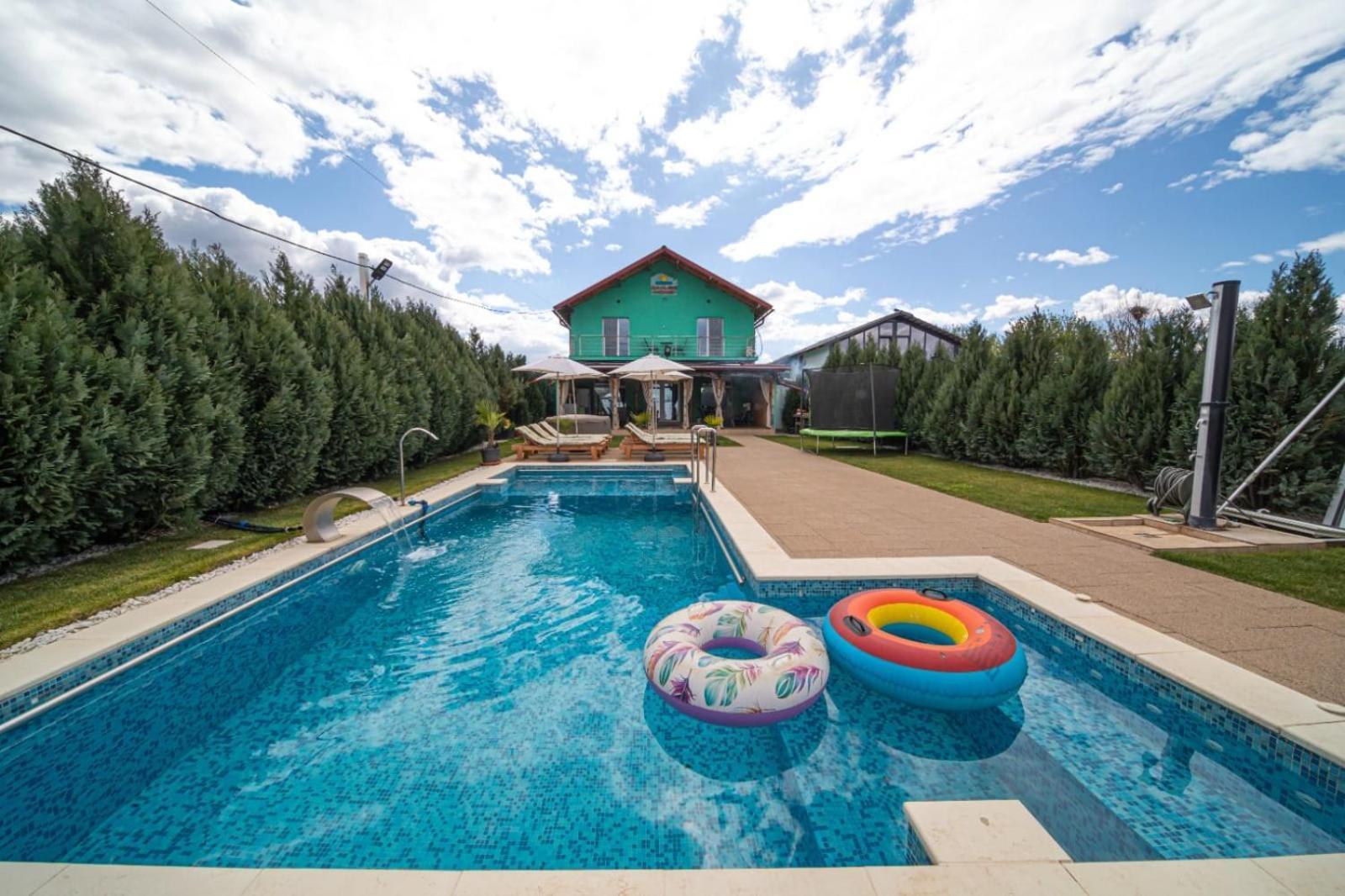 Danube Home Ostrovu Corbului エクステリア 写真